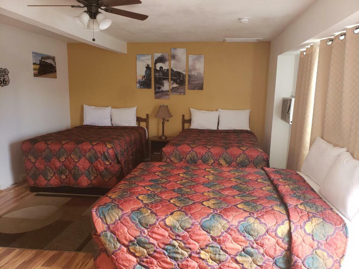 Deluxe Inn Селіґмен Екстер'єр фото